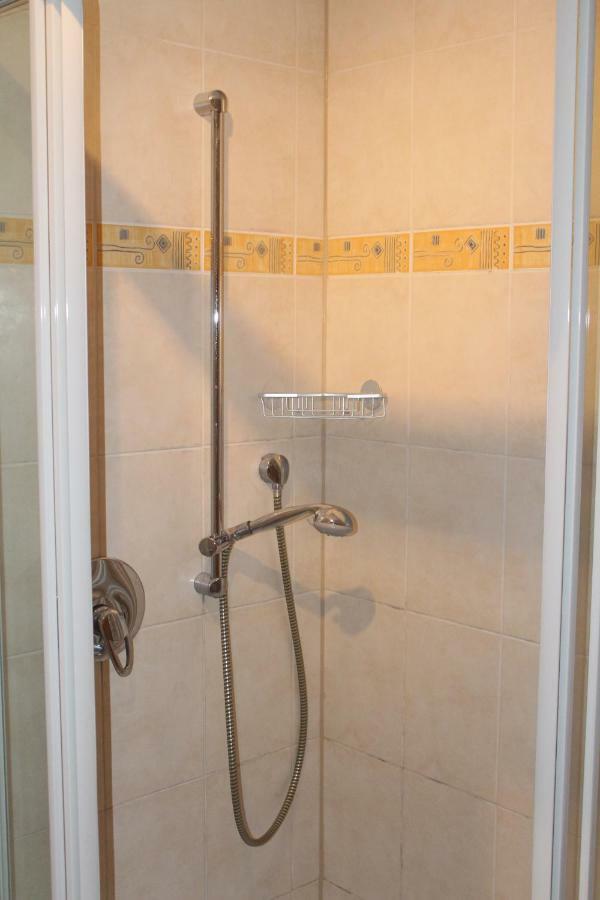 Faehrhaus Ferienwohnung Саарбург Екстер'єр фото